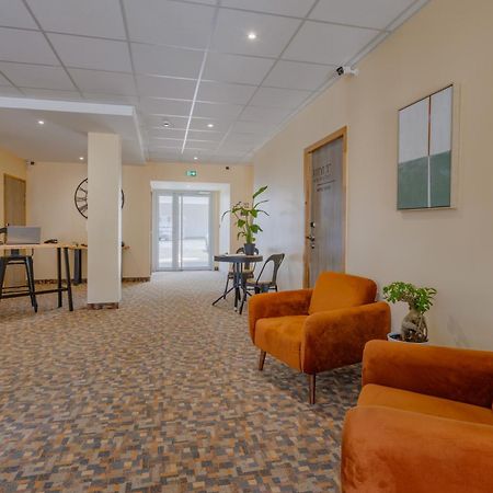 Hotel De La Tour Εξωτερικό φωτογραφία